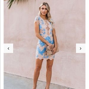 Vici Lace dress